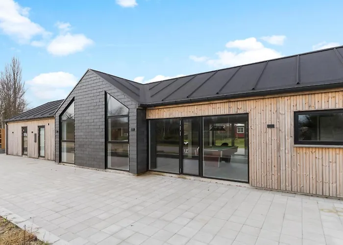 度假居 Gorgeous In With Sauna Glesborg